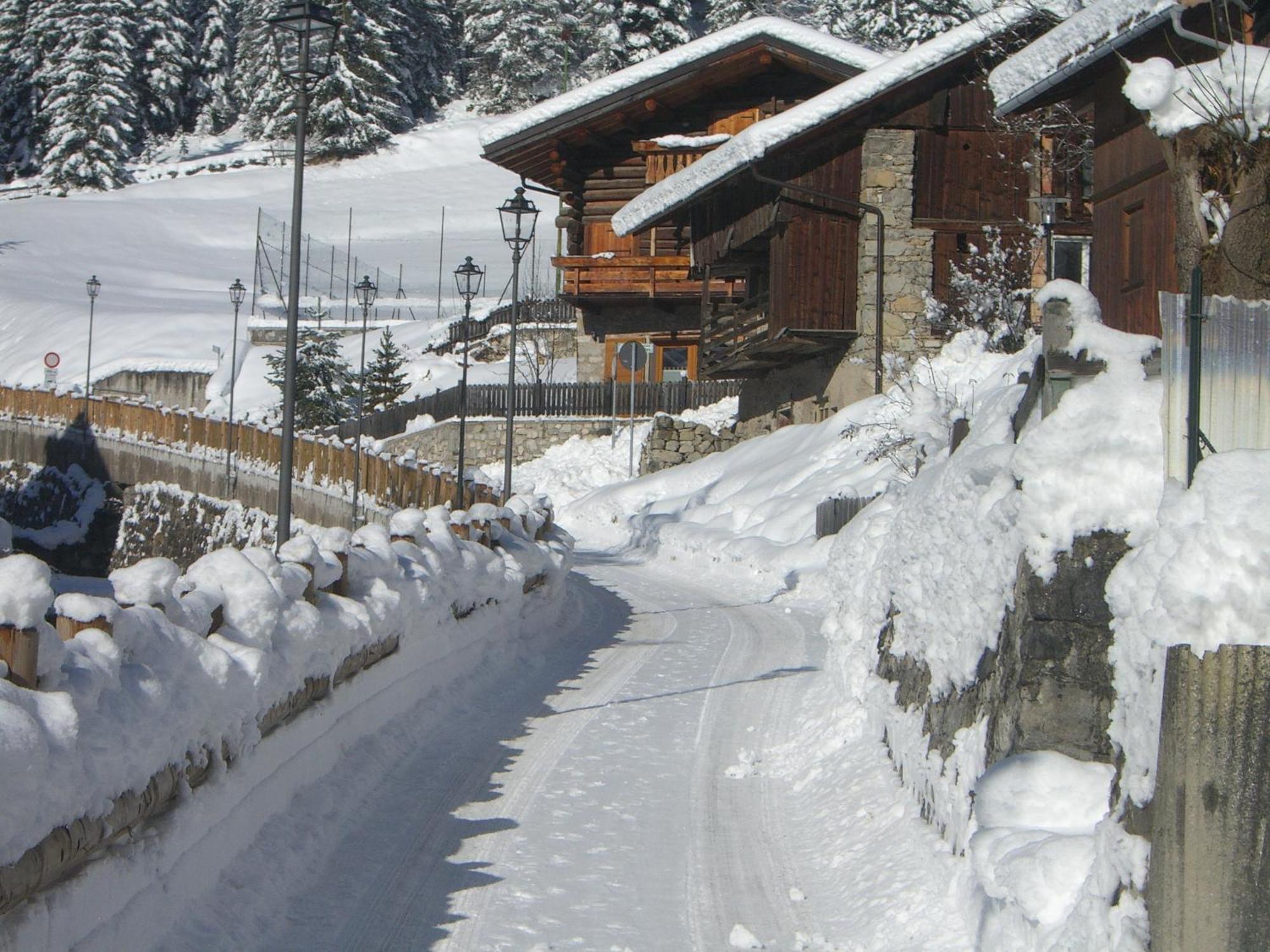 Garni Val Udai Hotel Mazzin Luaran gambar